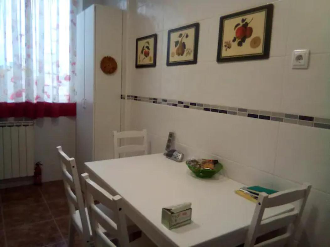 Las Golondrinas Zaragoza Habitacion Individual Zewnętrze zdjęcie